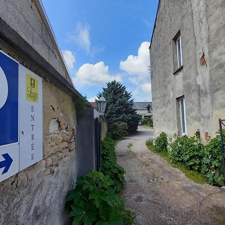 Logis Hotel & Restaurant Du Chemin Des Dames Corbeny Exterior foto