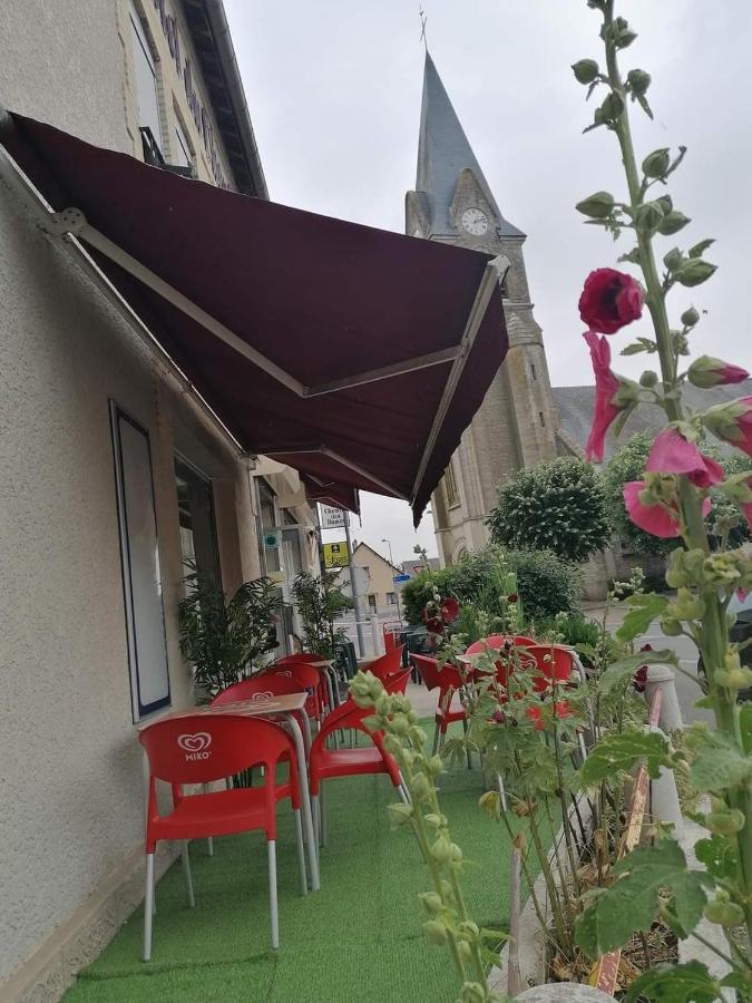 Logis Hotel & Restaurant Du Chemin Des Dames Corbeny Exterior foto
