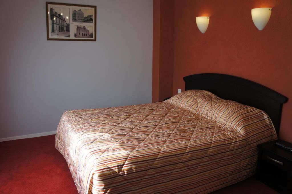 Logis Hotel & Restaurant Du Chemin Des Dames Corbeny Quarto foto