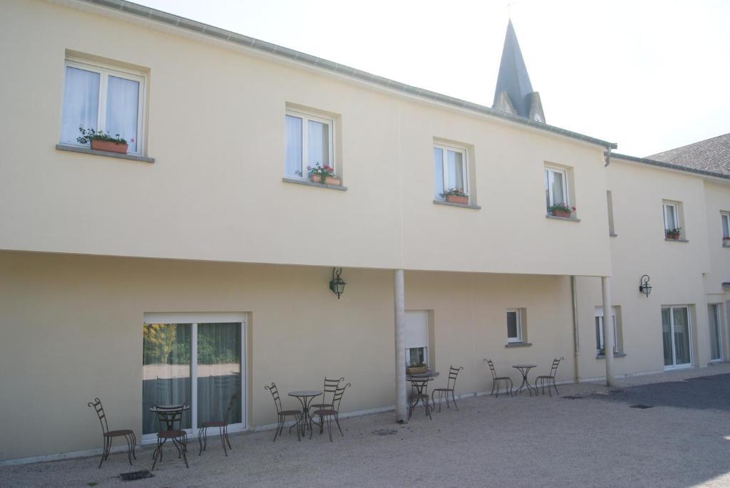Logis Hotel & Restaurant Du Chemin Des Dames Corbeny Exterior foto