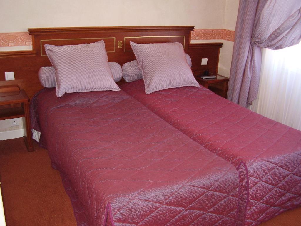 Logis Hotel & Restaurant Du Chemin Des Dames Corbeny Quarto foto
